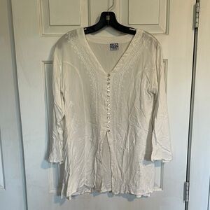 Geeta white top size free size